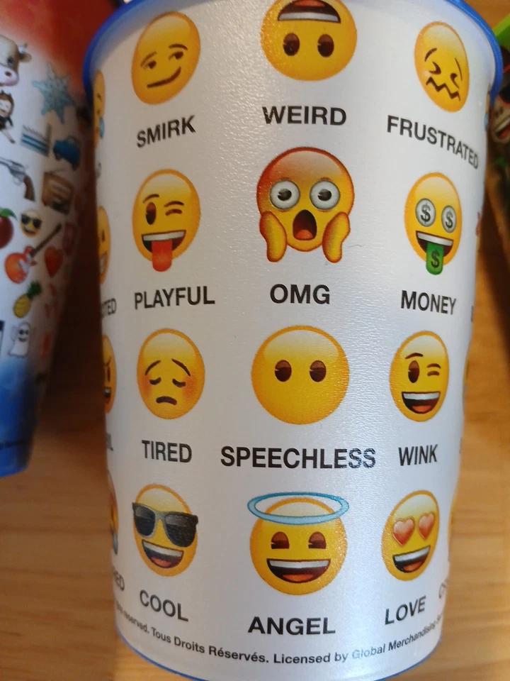 Emoji Plastic Cups Funny Faces Party Authentic Drinkware Gift Set 4 Sturdy NOS - Image 4 of 4