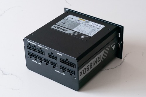 Corsair RM850x 850W 80 PLUS Gold Certified Fully Modular PSU - Afbeelding 2 van 3