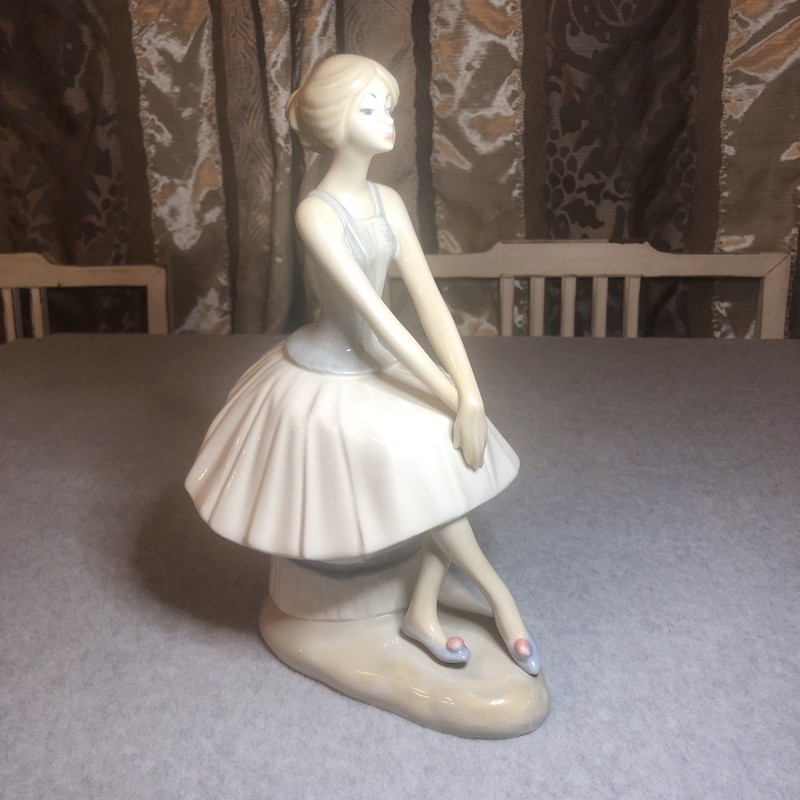 VTG Castille Porcelain Figurine of Ballerina Resting after Performance 10”