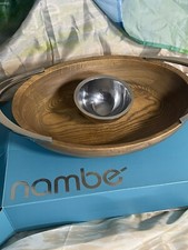Nambe Cabo Chip and Dip Bowl MT1000 Caja Abierta Madera de Fresno 17.5" X 11"