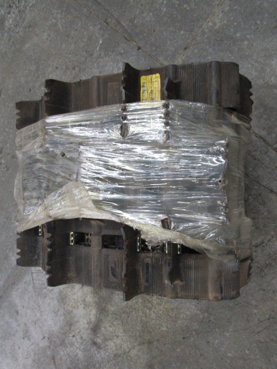 s-l1200.jpg s-l1200.jpg