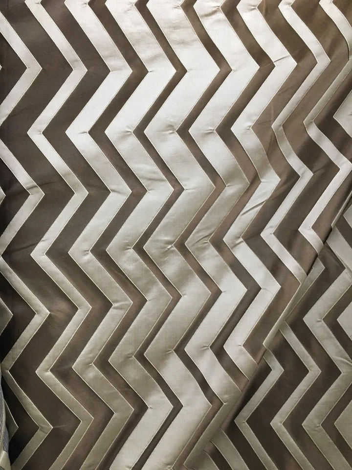 Tela para cortinas de tapicería brocado en zigzag MARRÓN BEIGE (54 pulgadas) Vendido por Foto 4 de 4