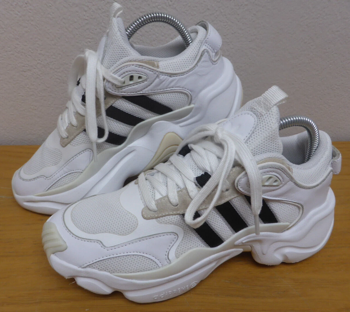 adidas gazelle silver green womens adidas XLG RUNNER HYBRID WHITE SILVER main image 1