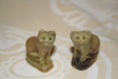 chine, 2 sujets anciens en pierre dure représentant 2 chats - jade ? - Photo 1/4