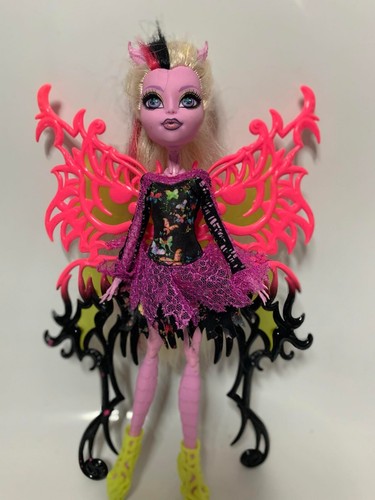 Monster High Puppe BONITA FEMUR Freaky Fusion Hybrid aus Skelett und Motte (K3)