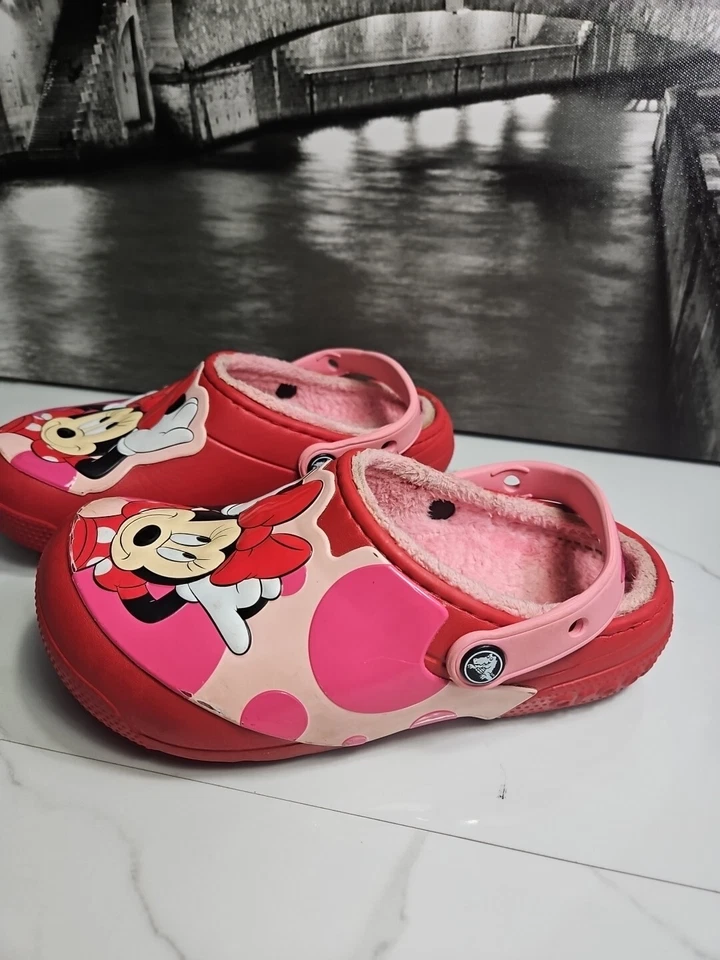  Crocs Niñas Junior Rojo Y Rosa Minnie Mouse Disney Talla J 1  Foto 3 de 4