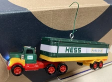 HESS MINI TRACTOR TRAILOR ORNAMENT