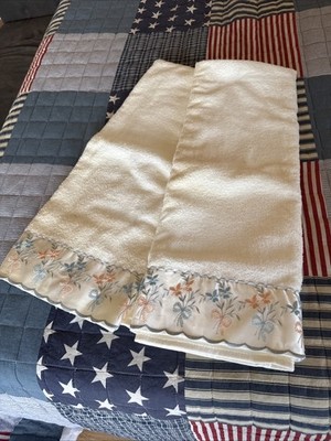 VTG Cannon 2 Pc Bath Set NOS White Floral Trim 100% Cotton U.S.A.