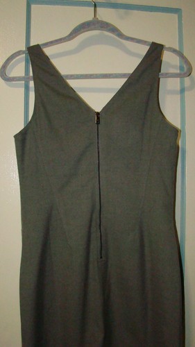 Banana Republic Gray Sleeveless Sheath Dress, Lined Size 4P - Picture 4 of 5