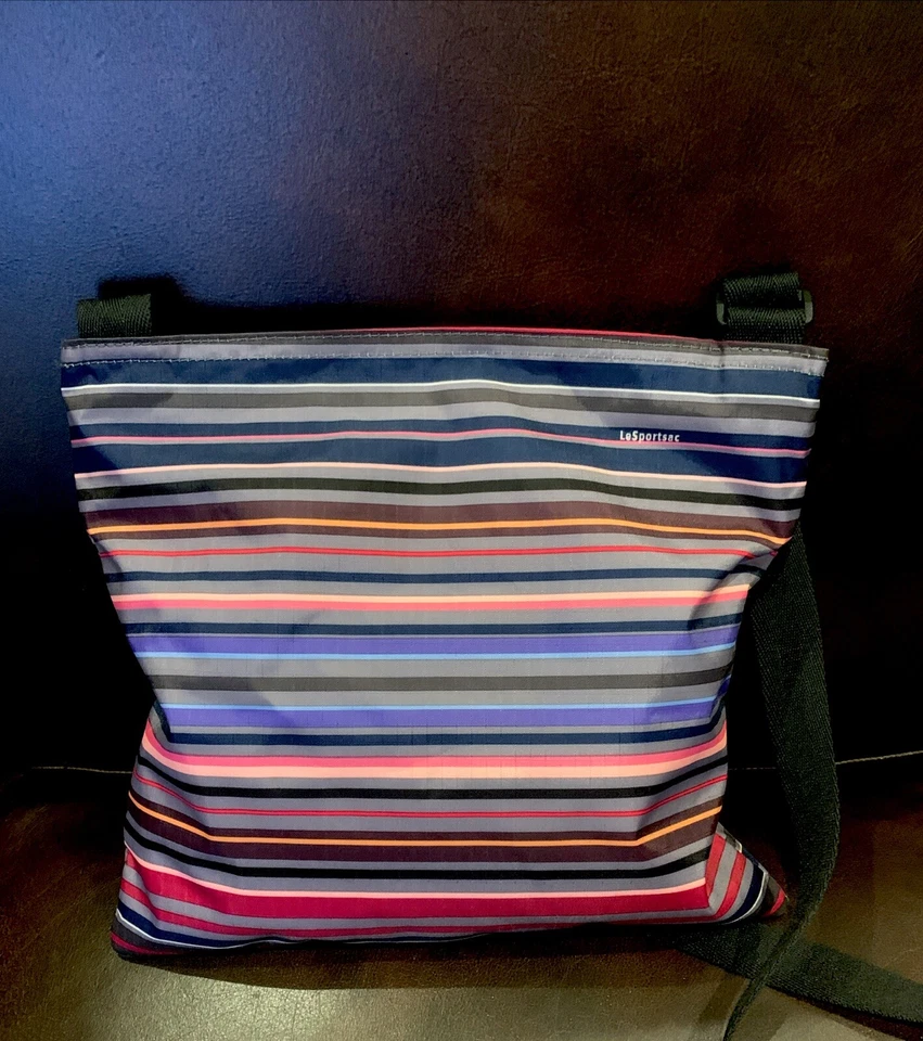 Bolso Bandolera LeSportsac Rayas Pequeño-Mediano Multicolor ~ ¡En muy buen estado! Foto 3 de 4