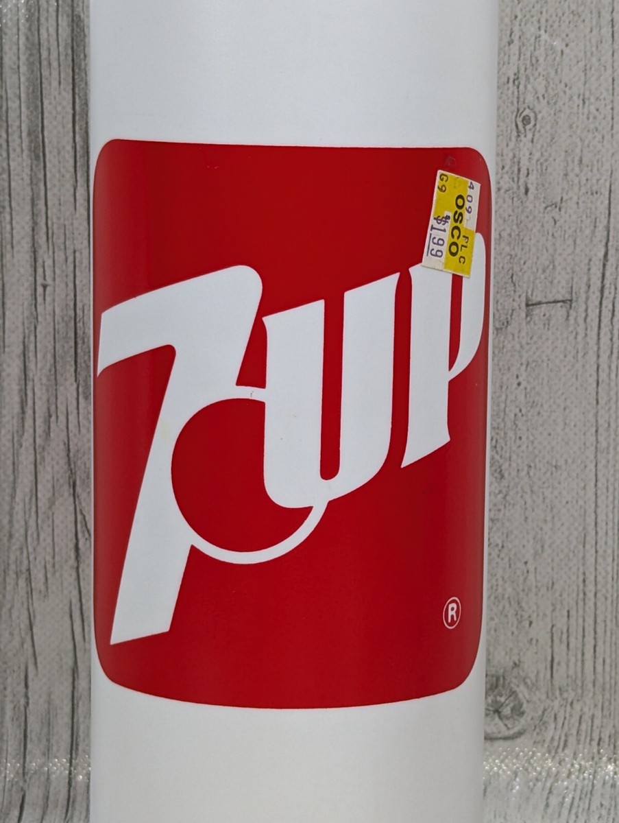RARE* Vintage 7UP 1980's Red Logo - 32oz Super Squeeze Sports