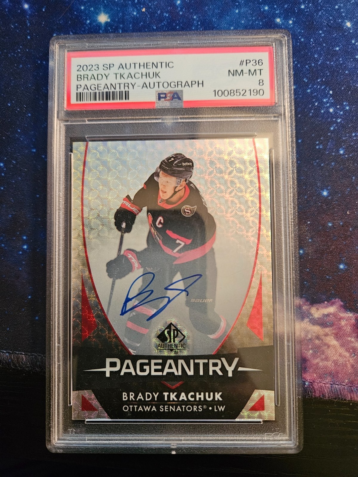 2023 SP AUTHENTIC BRADY TKACHUK PAGEANTRY ROOKIE AUTO #P36 PSA 8 view 1