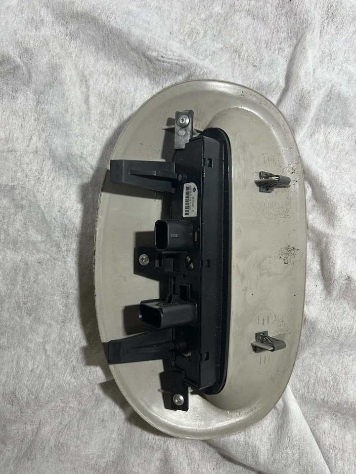 Переключатель климат-контроля для задней зоны отопителя переменного тока 01–07 Dodge Grand Caravan 4685797AA - Изображение 3 из 4