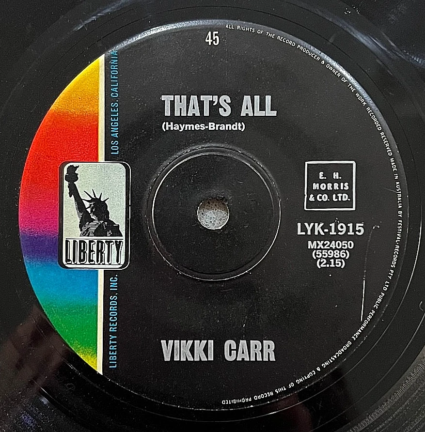 Vinyl Record 7" 45 - Vikki Carr: It Must Be Him + That's All - 1967 - Image 2 of 4