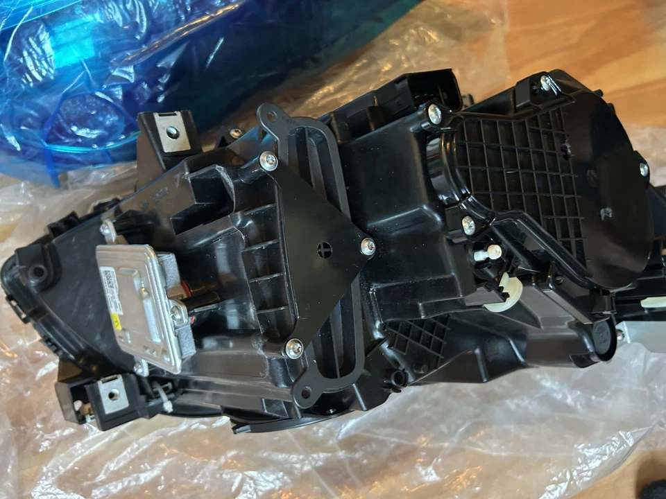 Faróis de LED BMW 7 Series F02 2009-2014 740i 730i 735i F01 - Imagem 3 de 4