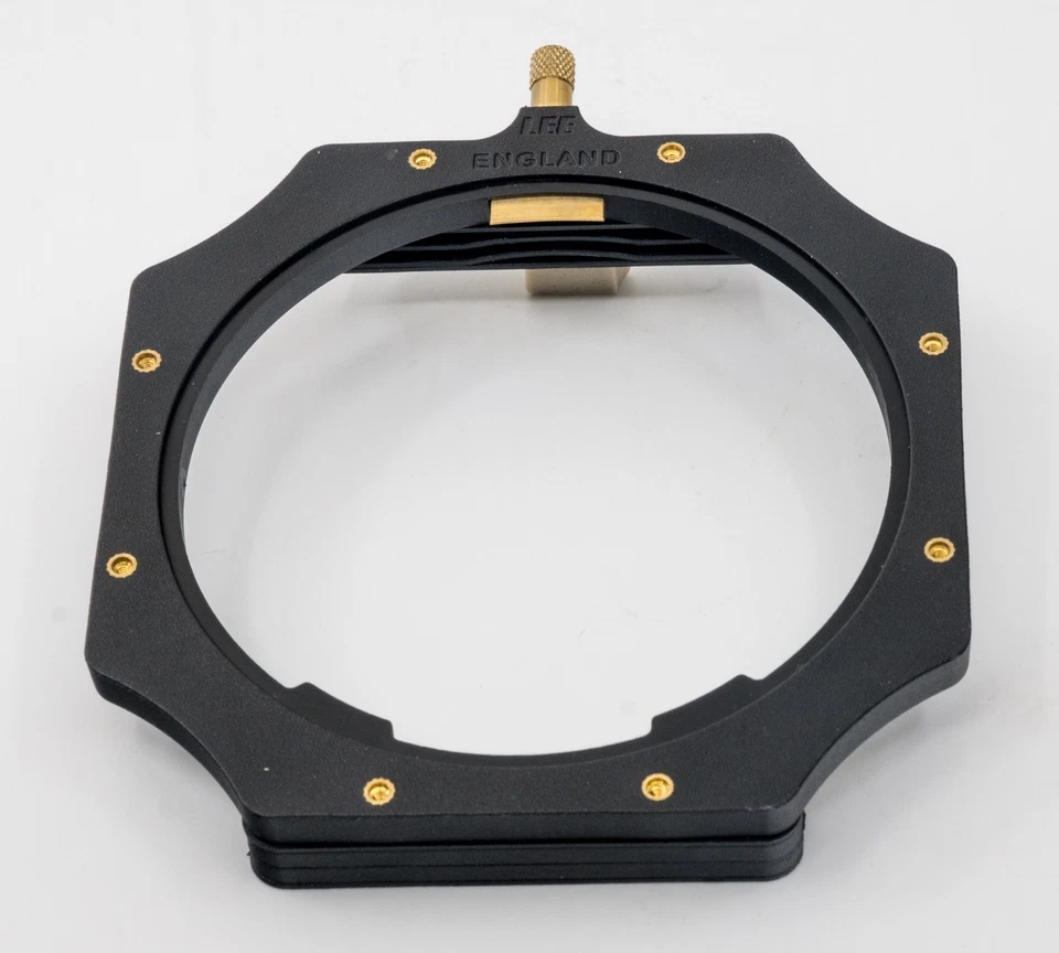 Lee Filters 100mm System - Holder + 72mm & 77mm Lens Adapter With Case - Image 2 of 4