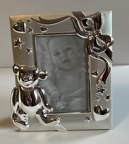 LENOX Smithsonian Silver Plated Teddy Bear Picture Photo Frame Holds 4x6 Photos