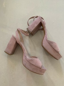 blush dress shoes