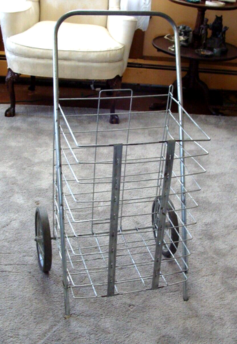 Vintage Metal Rolling Shopping Cart Folding Wire Grocery Flea Market Laundry