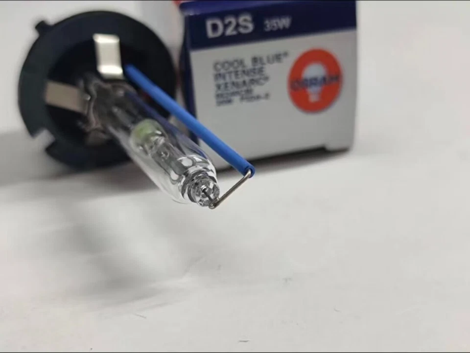 Osram Xenon D2S 35W 5500K BULB BMW X5 Z4 Z8 E46 E39 E38 E60 E61 E65 E66 E64 E63 - Image 3 of 3