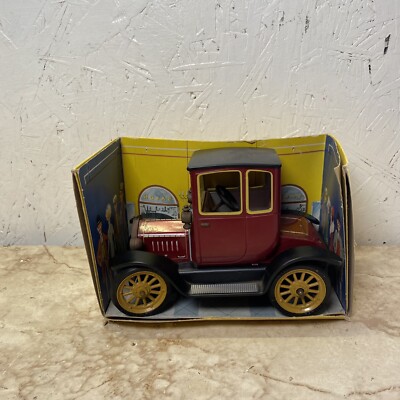 Schuco N°1227 Oldtimer Ford Coupé T 1917 Car Mechanical Key 6 5/16in