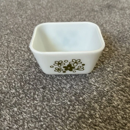 Vintage Pyrex Crazy Daisy Green & White Small  Refrigerator Dish-NO LID