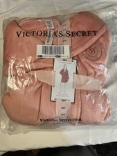 Victoria Secret Women’s Sz XS/S Plush Pink Short Coral Robe NWT Factory Sealed