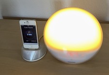 Philips HF3550 Wake-up Light Komplettset mit iPhone 4s TOP
