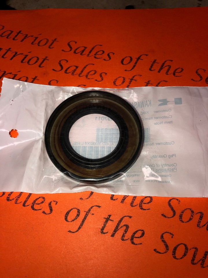 Lot De 2 Joints D'Huile KM-92049-7011 / 92049-7004 Pour Tondeuse à Gazon MTD Kawasaki - Pièces De Rechange Moteur