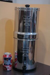 Berkey Home Water Filtration System 1.5 Gallons Travel NO FILTERS
