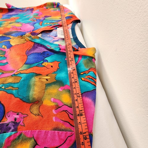 VTG Unisex Scrub Top Colorful Wild Horses Print Size S Cotton Vibrant Medical - Picture 8 of 10