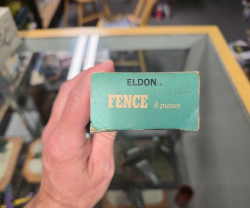 Vintage Eldon 1/32 Slot Car Race Track Accessories - Picture 8 of 13