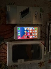 Used Apple iPhone 7 unlocked, rose gold 32 GB, good condition
