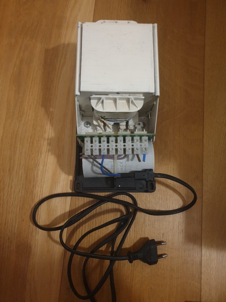 Balastro / Reactancia ETI CL2 Compact Control Gear UALT para lamparas HPS 600W