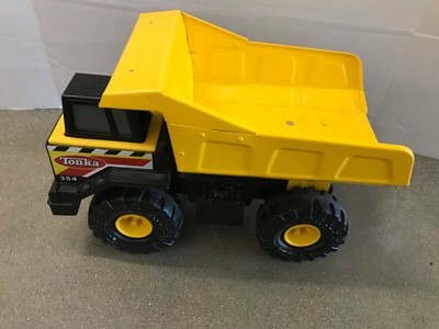 outdoor tonka trucks
