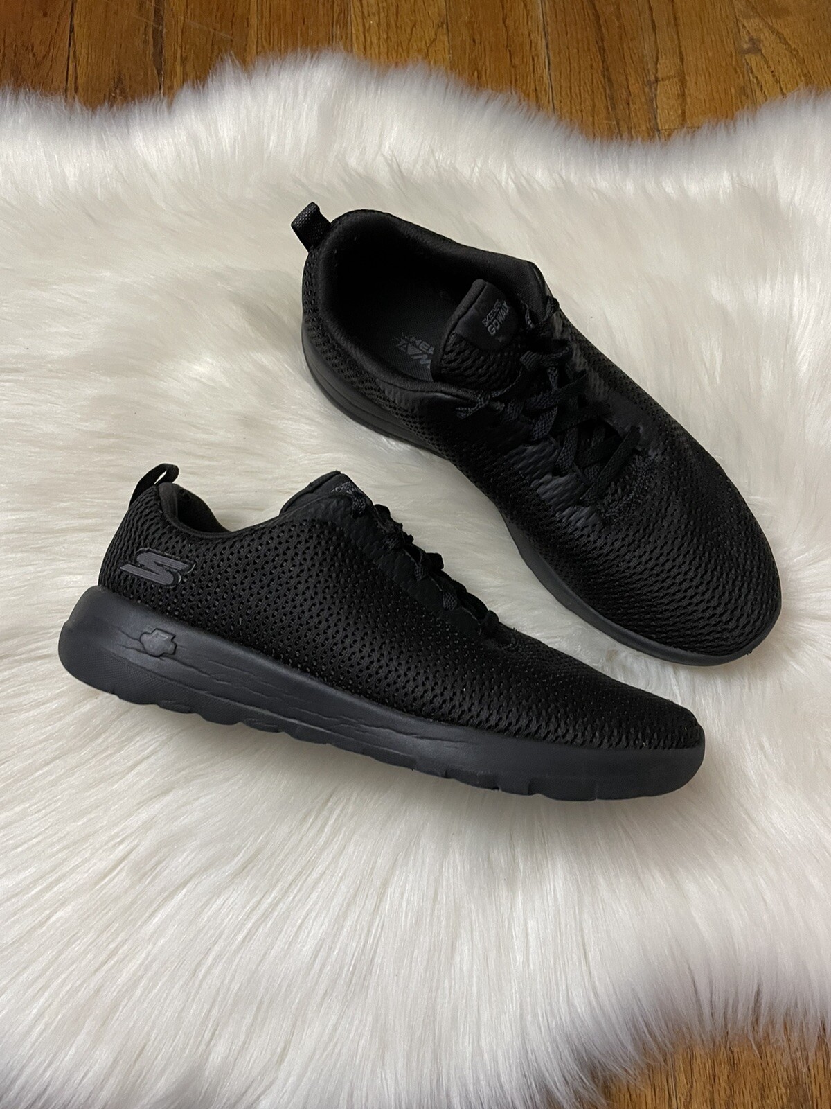 Skechers Go Walk Joy Paradise black sneakers women's size