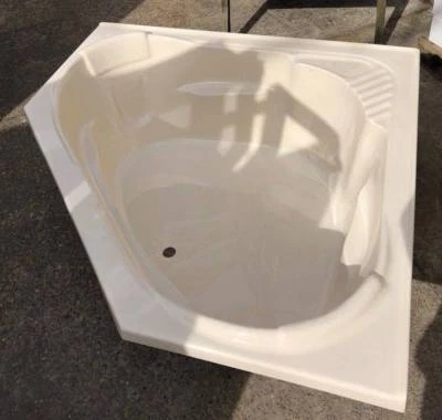 Fibre Glass Corner Bath Tub Building Materials Salisbury Gumtree