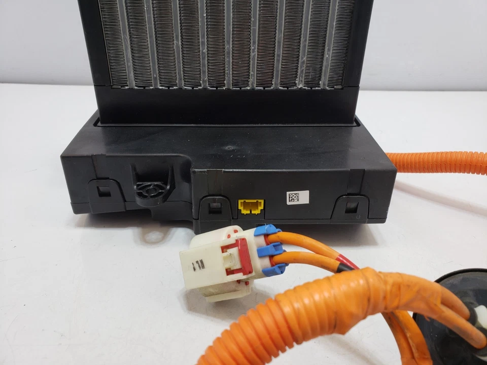 ✅ 2016-2020 OEM Tesla Modelo S X HVAC GEN 3 PTC Calentador de aire Caja central Foto 3 de 4