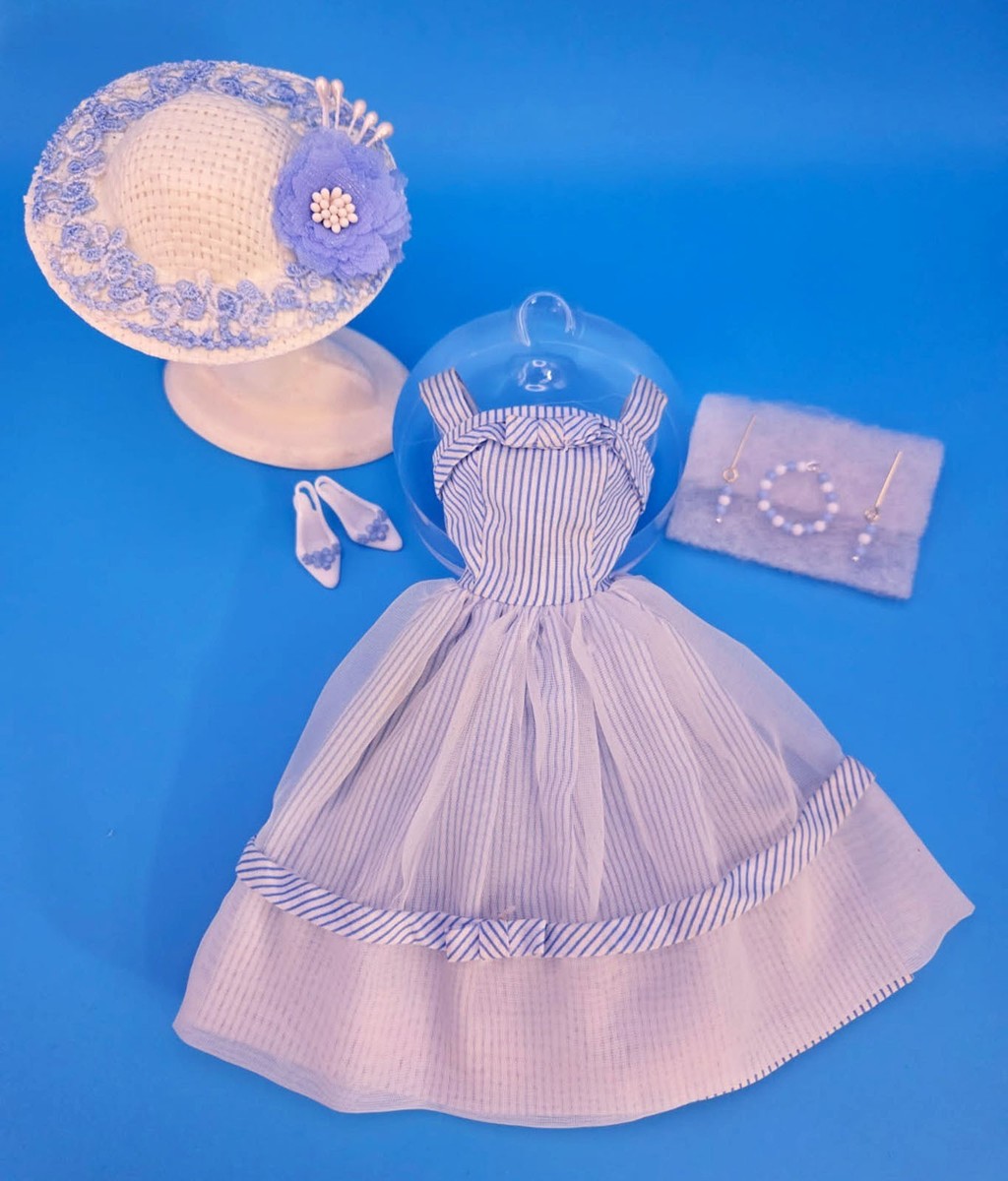 blue dress from barbie movie VINTAGE DATE COMPLETE & NEAR PERFECT LOTS OF HANDMADE EXTRAS #3 Music Class Singing Activities ready-to-wear size:11.5