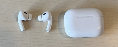 Apple AirPods Pro 2. Generation MagSafe Ladecase USB-C Headset Kopfhörer Weiß