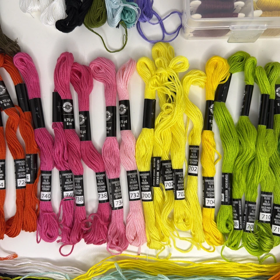 DMC/Loops & Threads Floss 100% Cotton Embroidery Thread Skeins Mixed Lot - Image 3 of 4