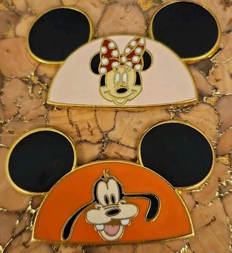 2008 Disney Pins Earhats Minnie Mouse & Goofy Set Of 2