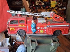 Vintage Tin Ladder Fire Truck No. 6 Tn Made In Japan