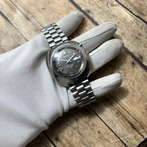 Vintage 43MM Seiko Bell-Matic 27J Day Date Wrist Watch | 4006-6000