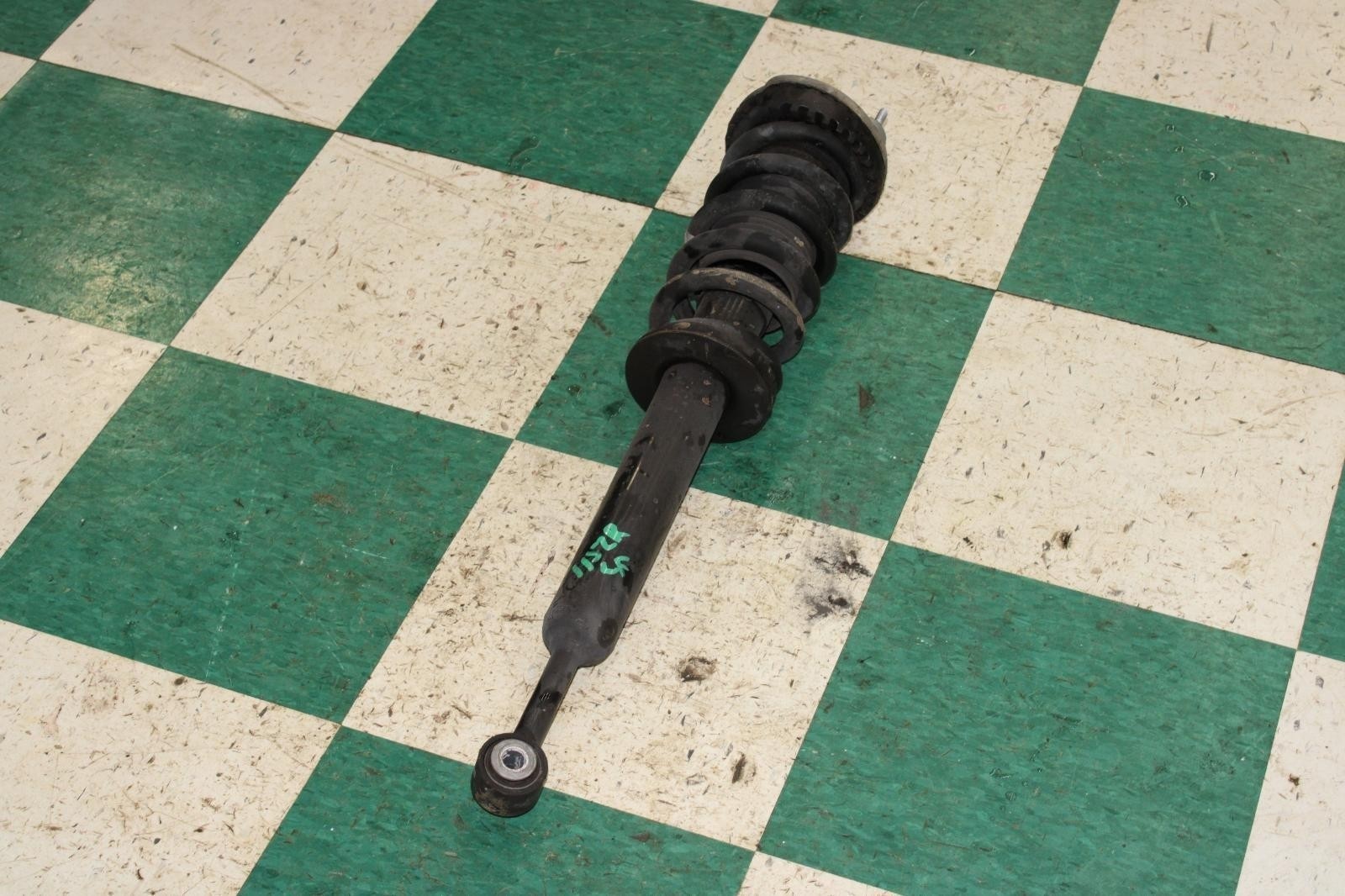 Maserati Ghibli 2014-2024 Front Left Shock absorber spring