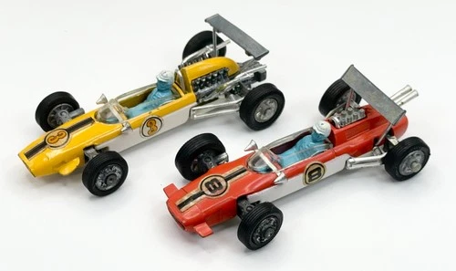 (2) Vintage CORGI TOYS Formula 1 Race Cars Cooper-Maserati & Lotus-Climax MINTY!