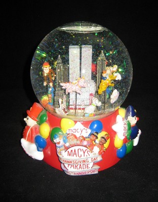 Macy's Thanksgiving Parade 75th Anniversary 2001 Snow ...