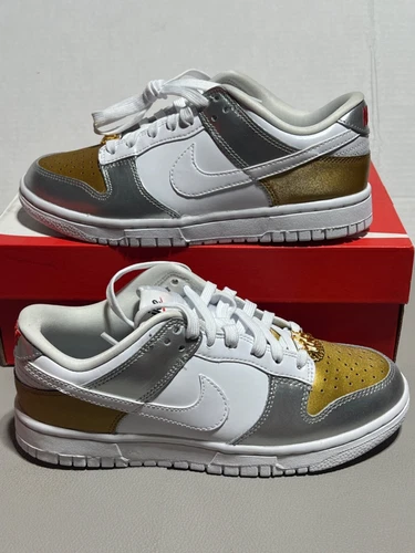 New Nike Dunk Low SE SZ 6.5 Wms Gold/White-Silver “Heirloom” DH4403-700