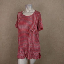 Max Studio London New Womens High-Low Emblem T-Shirt Grey Red Stripe _ NWT R11D3
