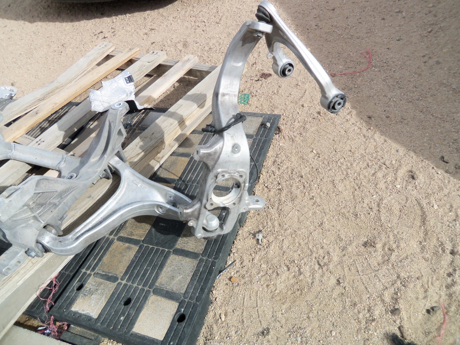 Maserati Levante Front Left Lower Control arm